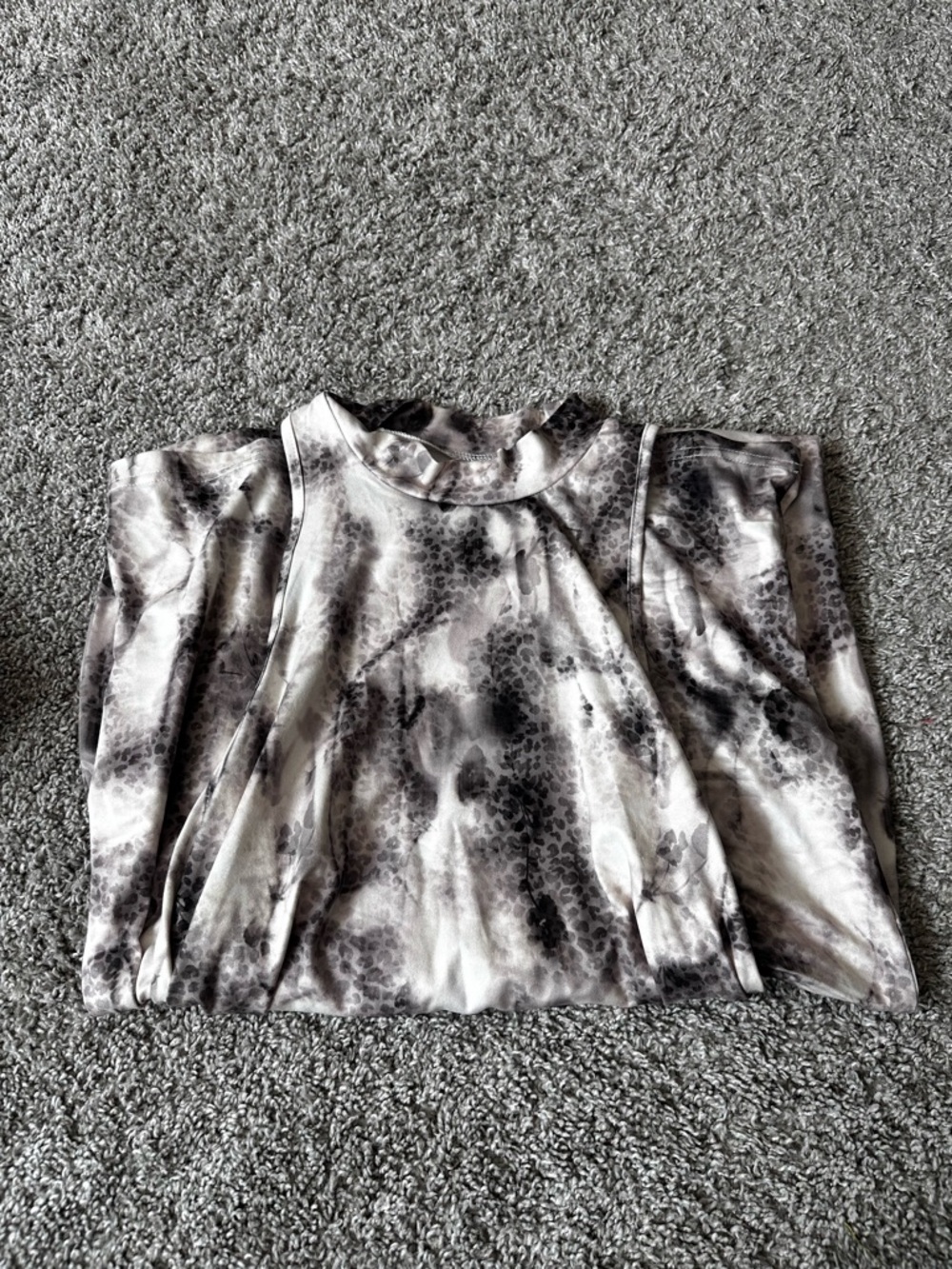 SHEIN Neutral Gray & Cream Tie-Dye and Leopard Print Body Con Maxi Dress